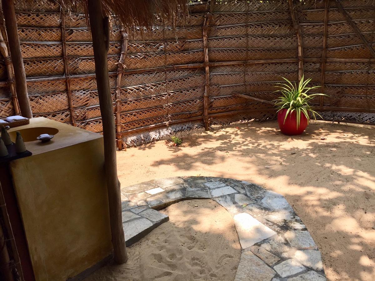 Palagama Beach Etalai Exteriör bild